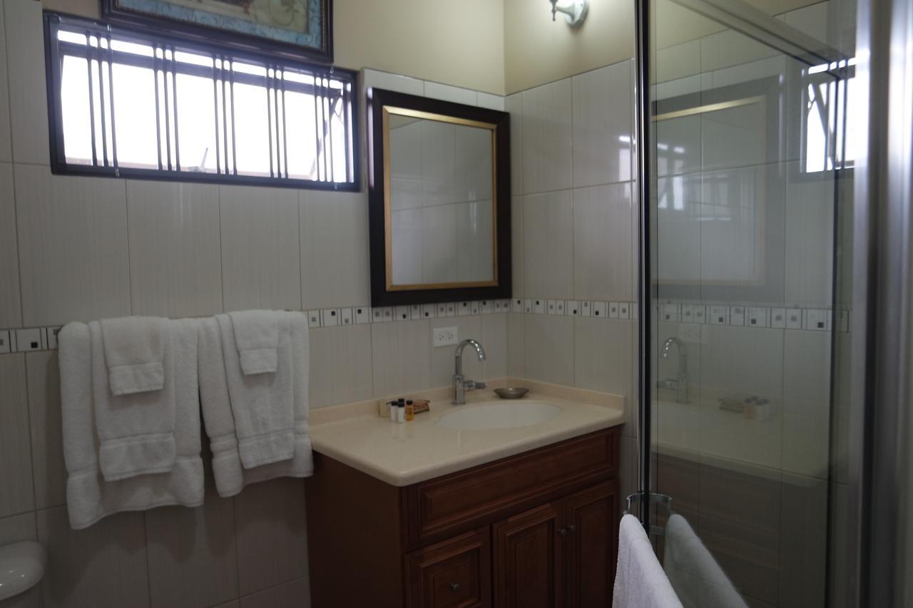 Hotel Kiskadee Korner Port of Spain Zewnętrze zdjęcie