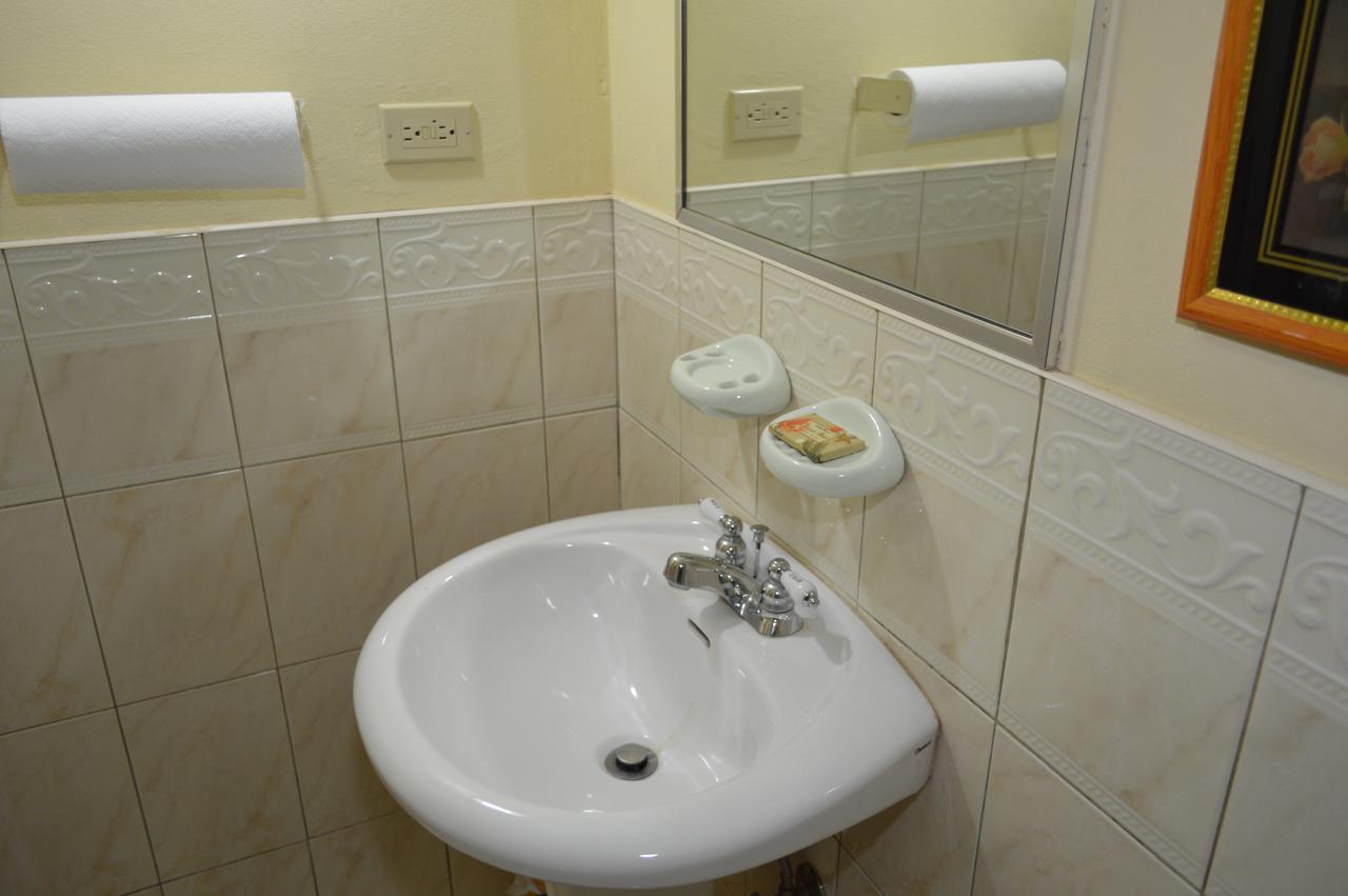 Hotel Kiskadee Korner Port of Spain Zewnętrze zdjęcie